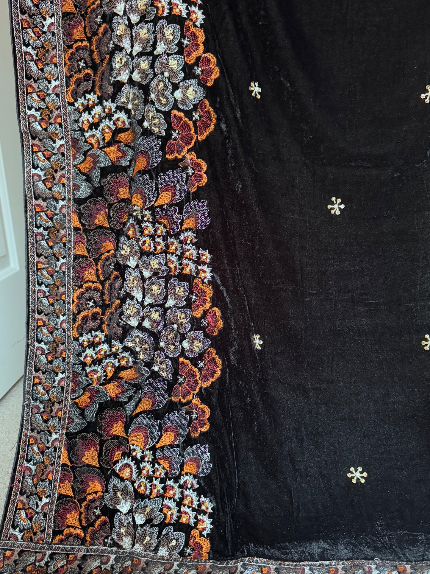 Black Embroidered Velvet Dupatta